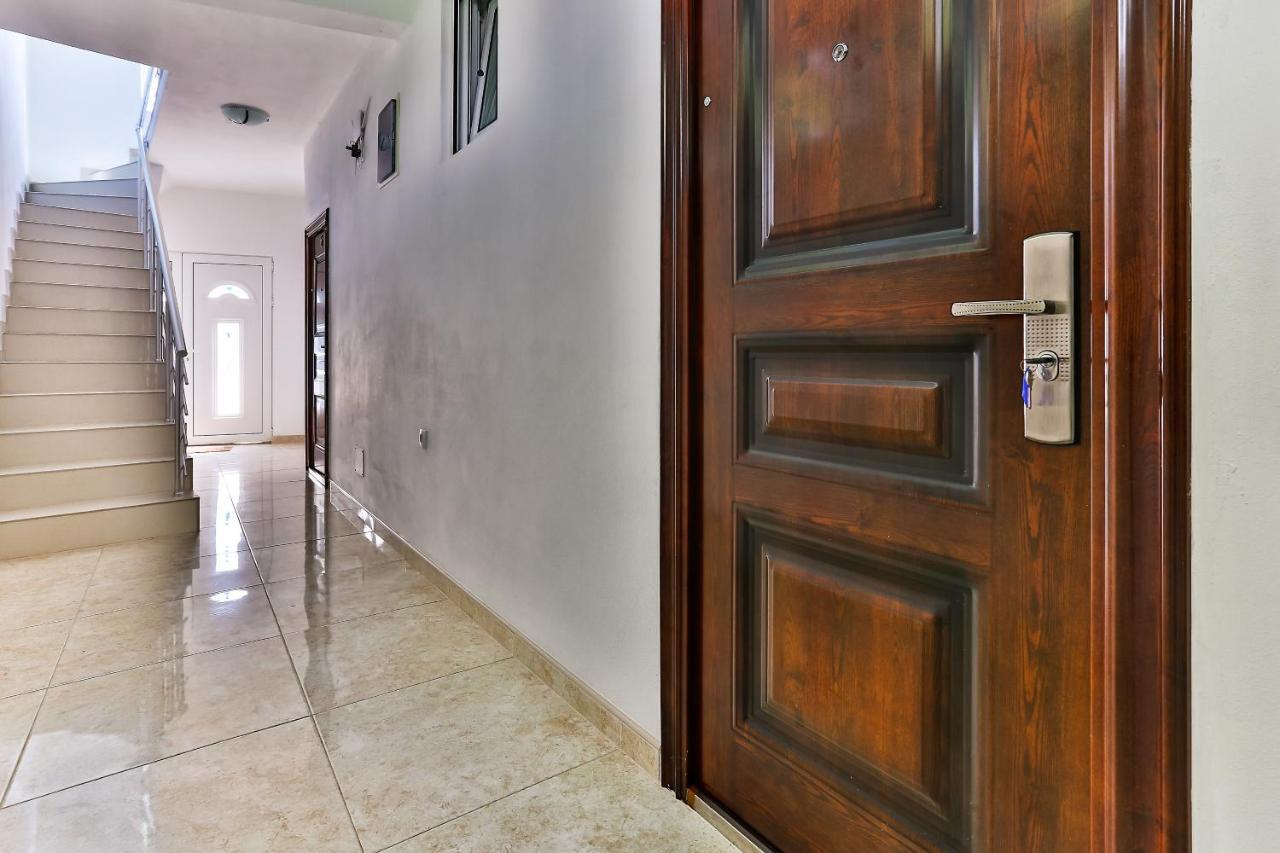 Buskovic Apartman Dobra Voda Kültér fotó