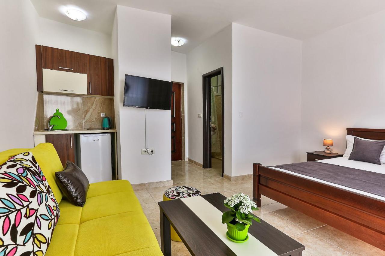 Buskovic Apartman Dobra Voda Kültér fotó
