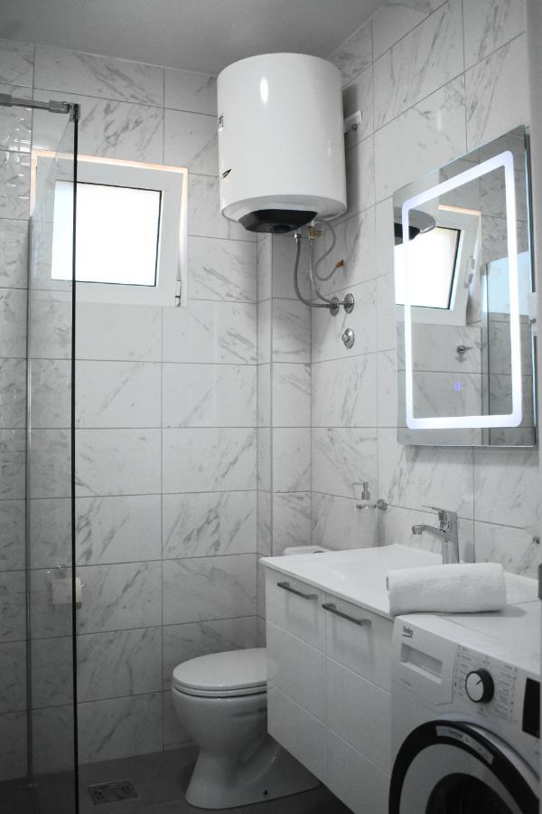 Buskovic Apartman Dobra Voda Kültér fotó
