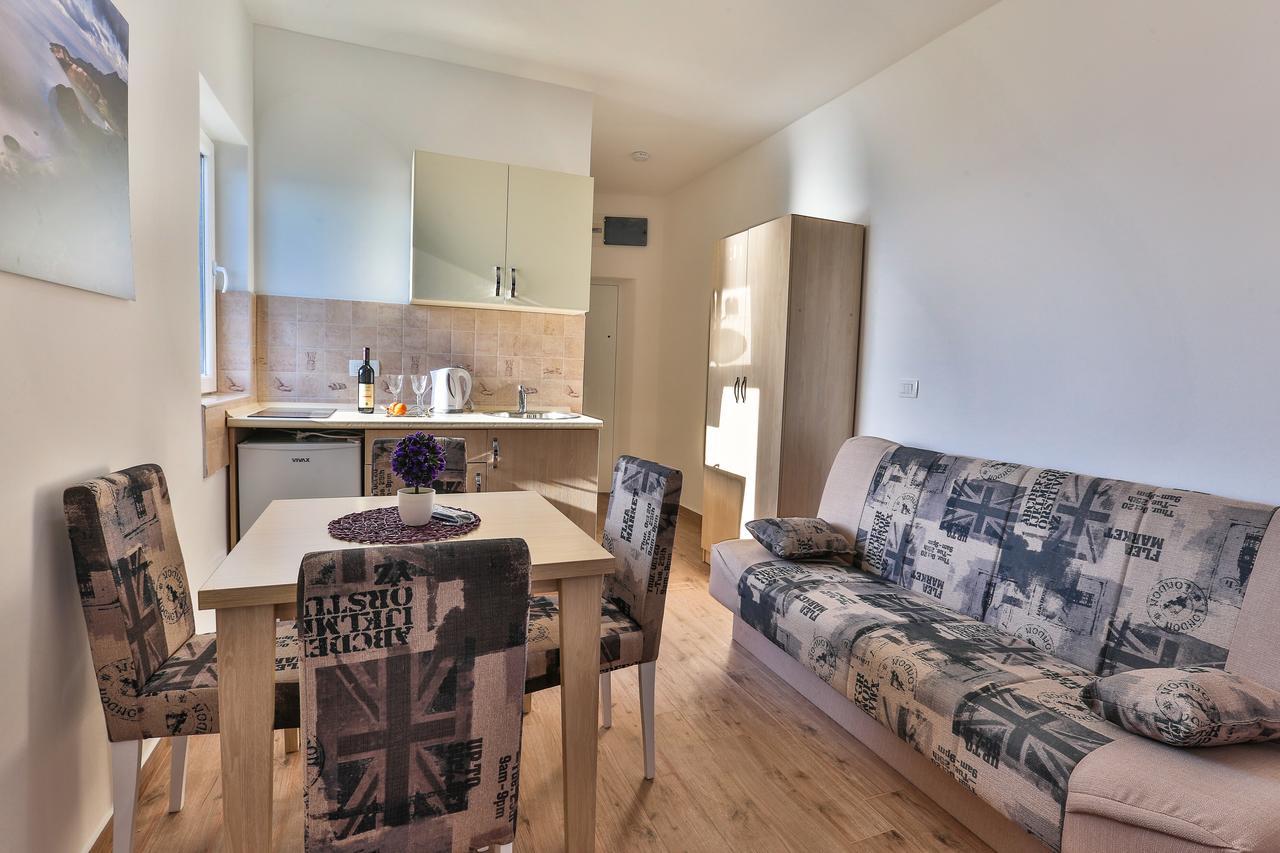 Buskovic Apartman Dobra Voda Kültér fotó