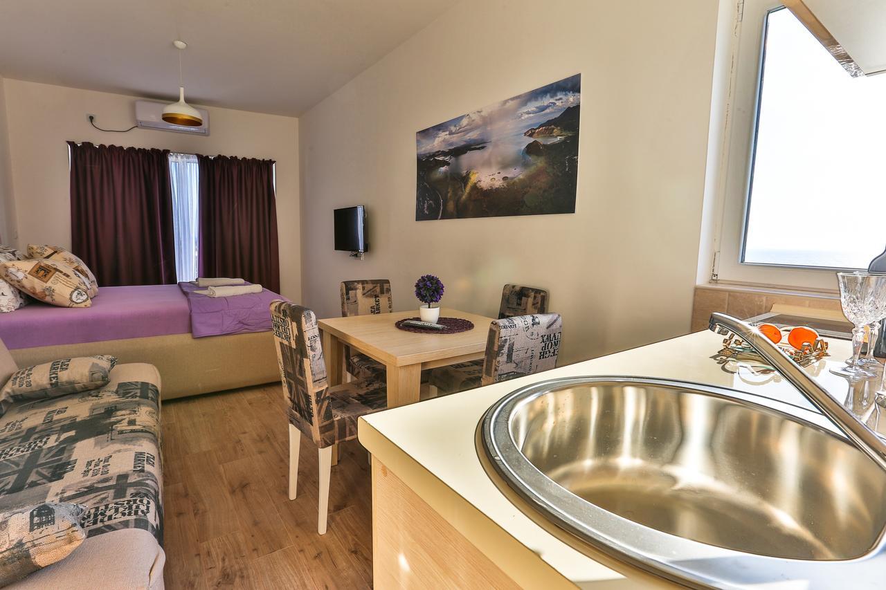 Buskovic Apartman Dobra Voda Kültér fotó
